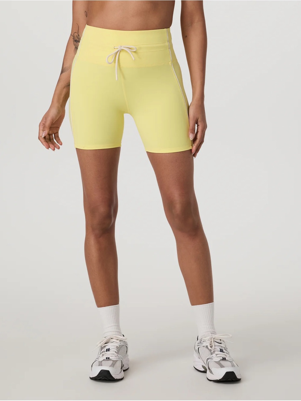 Vuori Daily Piped Shorts